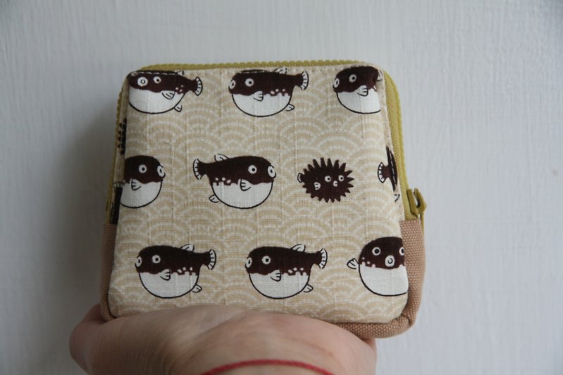 [Good day]. Japanese fugu pattern. Pocket storage bag - กระเป๋าเครื่องสำอาง - ผ้าฝ้าย/ผ้าลินิน สีเหลือง