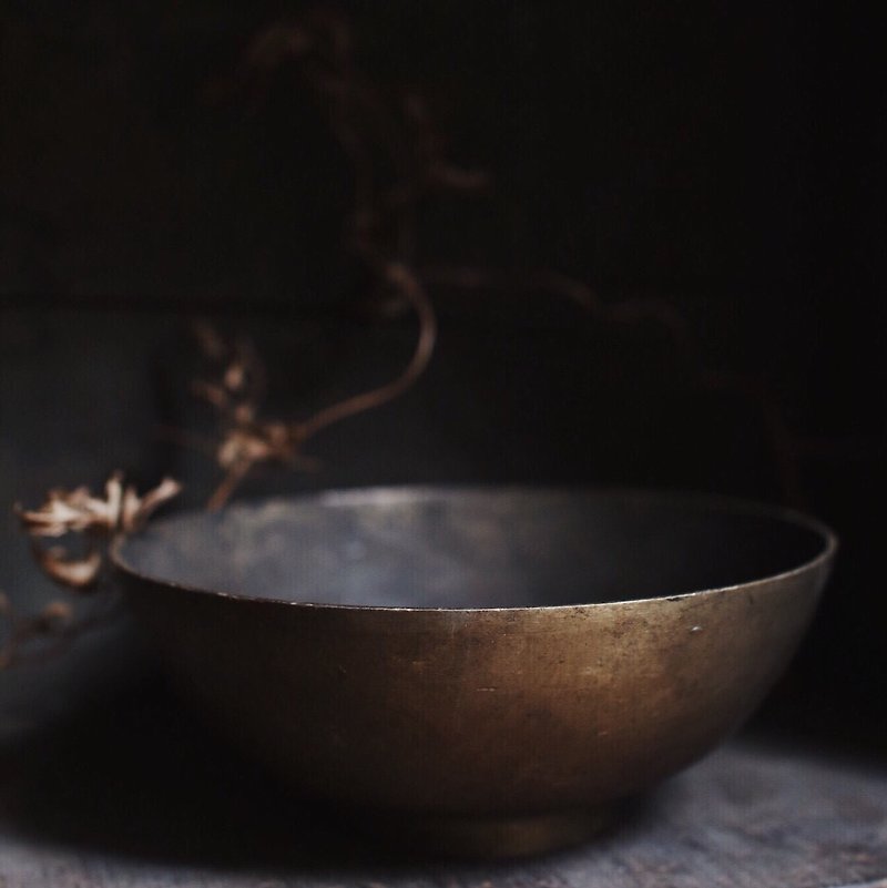 Old brass casting bowl - ถ้วยชาม - ทองแดงทองเหลือง 