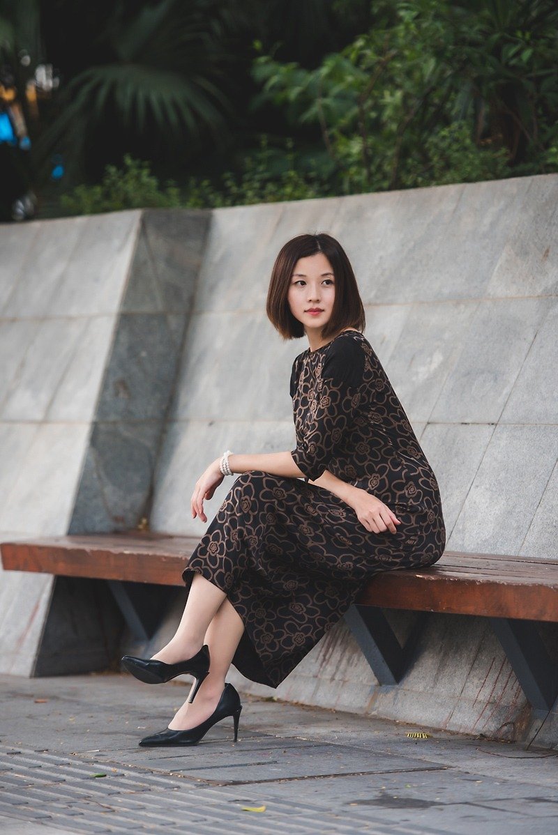 [Pin Xiangyun yarn] New fragrant cloud yarn dress with golden years - One Piece Dresses - Silk Black