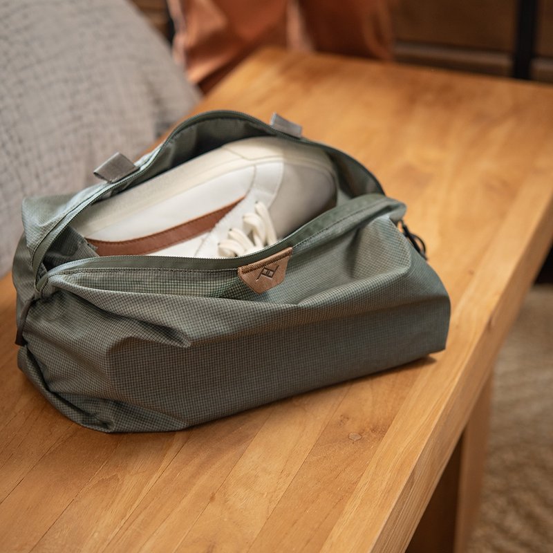 Peak Design Traveler Lightweight Shoe Bag (3 Colors) Stone Product - กระเป๋าเดินทาง/ผ้าคลุม - วัสดุอีโค สีเทา