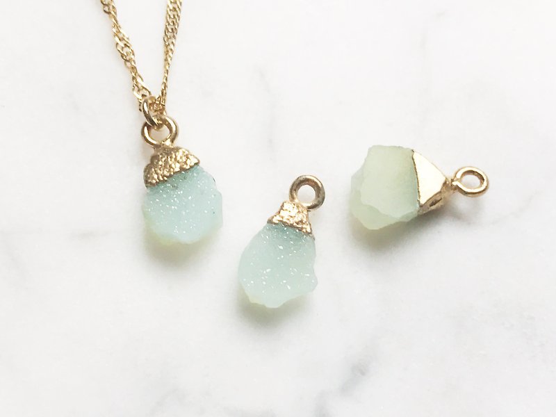 :: Gold Mine Series :: Green Agate Clavicle Necklace - Necklaces - Other Metals 
