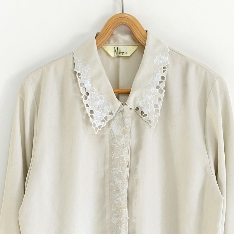 │Slowly│ grass - vintage shirt │ vintage. Vintage. Art - Women's Shirts - Polyester Multicolor