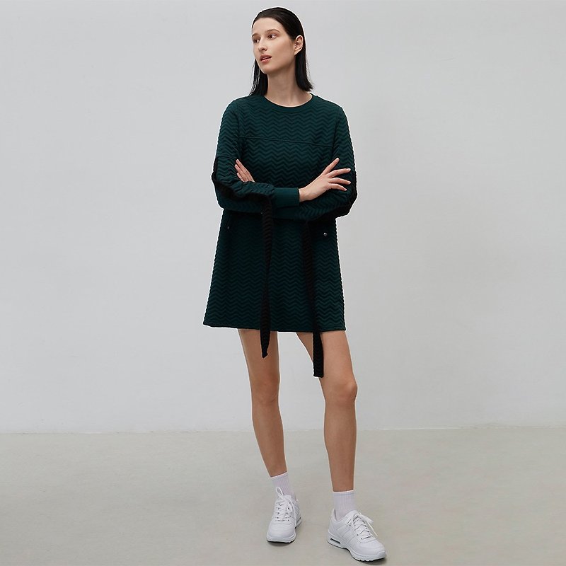 裝飾帶壓紋口袋洋裝(綠)│Who Cares 台灣服飾品牌 - 連身裙 - 聚酯纖維 綠色
