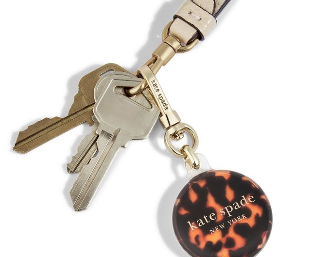 【kate spade】AirTag エアタグ ケース ハート キーチャーム Amazon.com: kate spade new york AirTag Charm Keychain