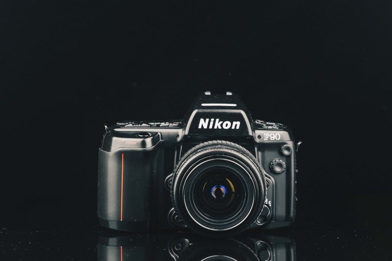 NIKON F90+Tokina AF 28-70mm F=3.5-4.5 #0630 #135底片相機 - 相機/拍立得/底片相機 - 其他金屬 