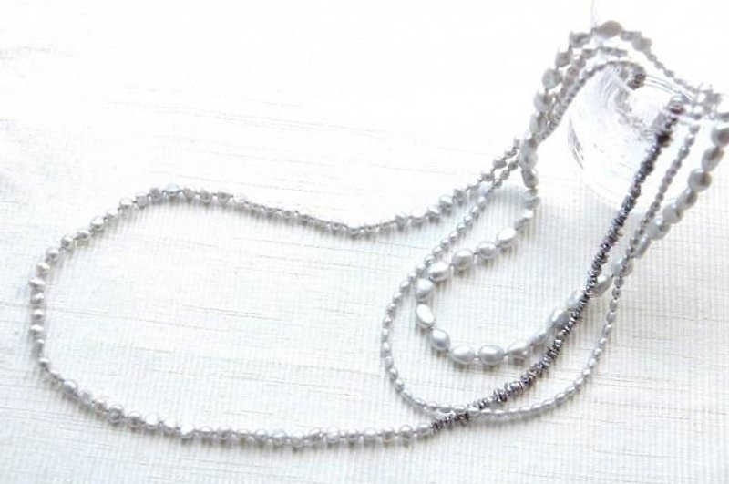 4 kinds of gray pearl long necklace - Necklaces - Gemstone Gray