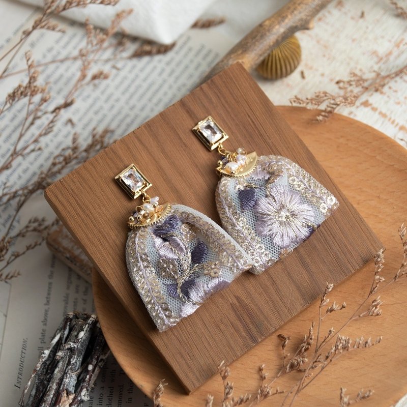 Embroidered Ribbon Earrings Blue Purple French Elegant Texture 925 Silver Earrings - ต่างหู - โลหะ หลากหลายสี