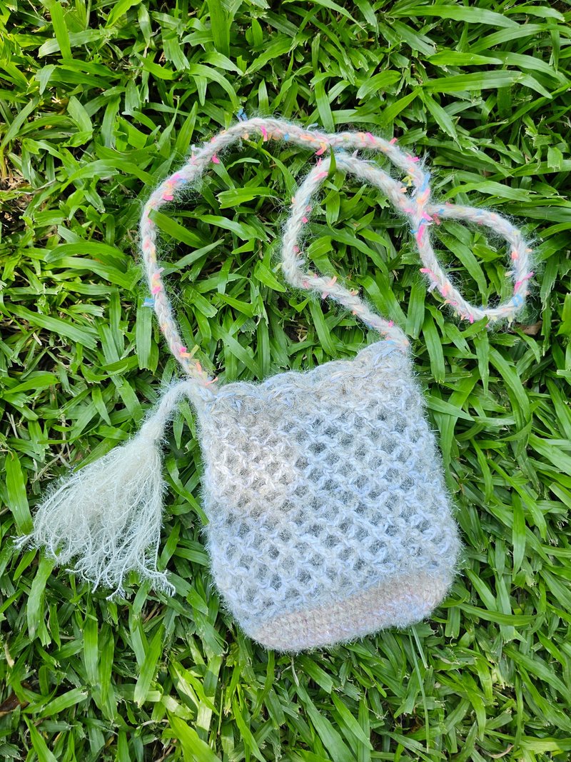 Fashionable woven mesh bag - Jingying - Messenger Bags & Sling Bags - Cotton & Hemp Silver