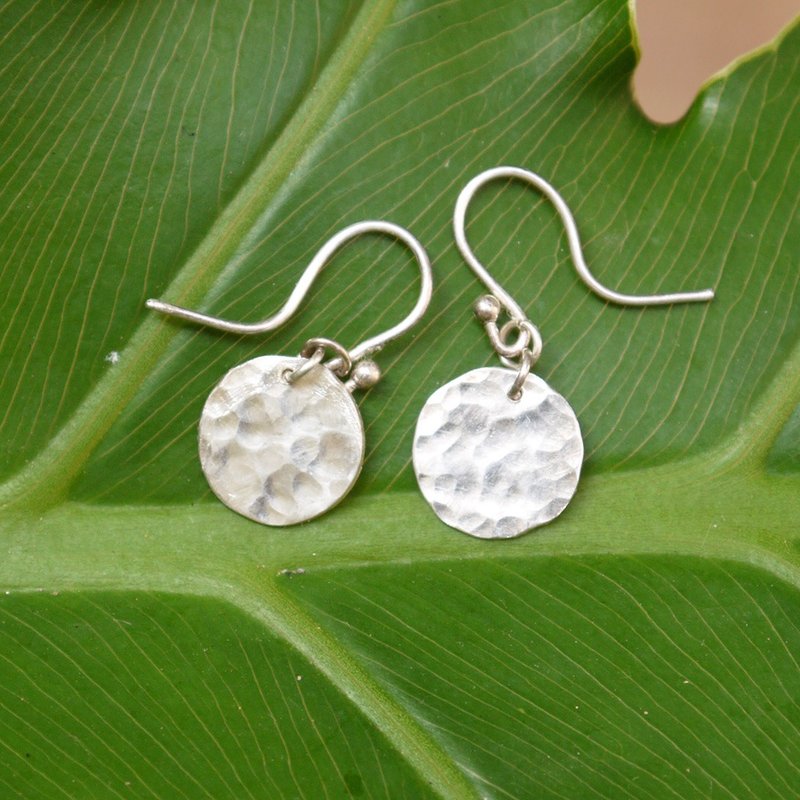 Bright Moon Night-Sterling Silver Forged Knock Ear Hook Earrings - ต่างหู - เงิน สีเงิน