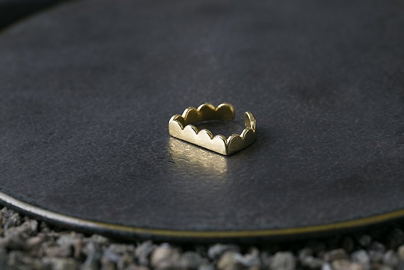 Misstache Ms. beard Bronze Brass Ring Ring - แหวนทั่วไป - ทองแดงทองเหลือง สีทอง