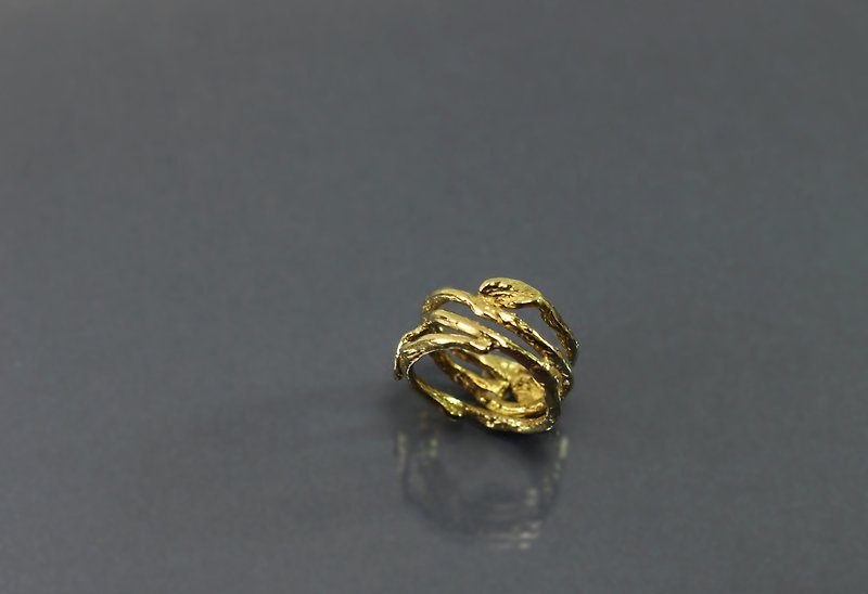 質感系列-樹枝小葉黃銅戒 - 戒指 - 銅/黃銅 