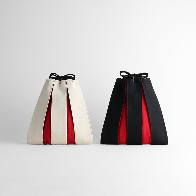 KOSHO ougi Canvas Cloth bag Made in Japan Lightweight,Stylish,Kimono,Yukata - กระเป๋าถือ - ผ้าฝ้าย/ผ้าลินิน ขาว