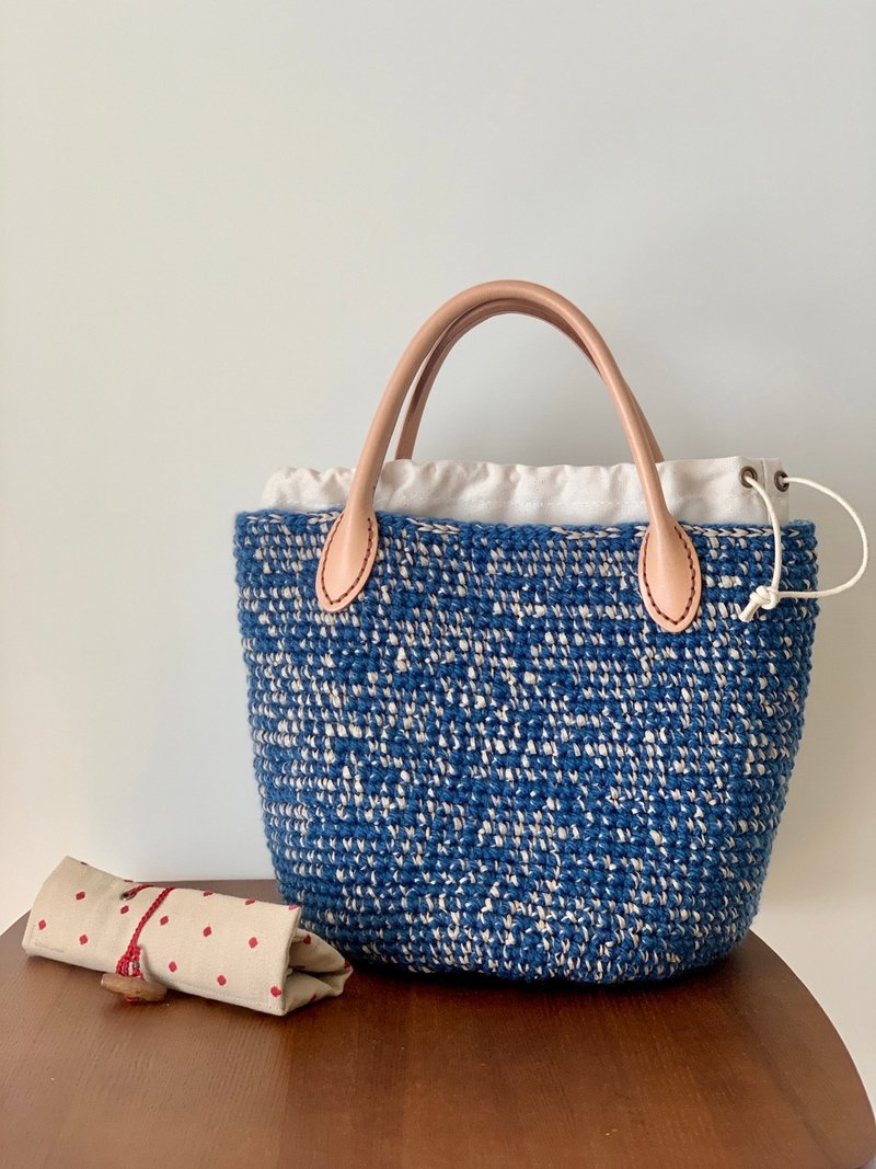 Retro color system - woven texture round bottom handbag - กระเป๋าถือ - ผ้าฝ้าย/ผ้าลินิน สีน้ำเงิน