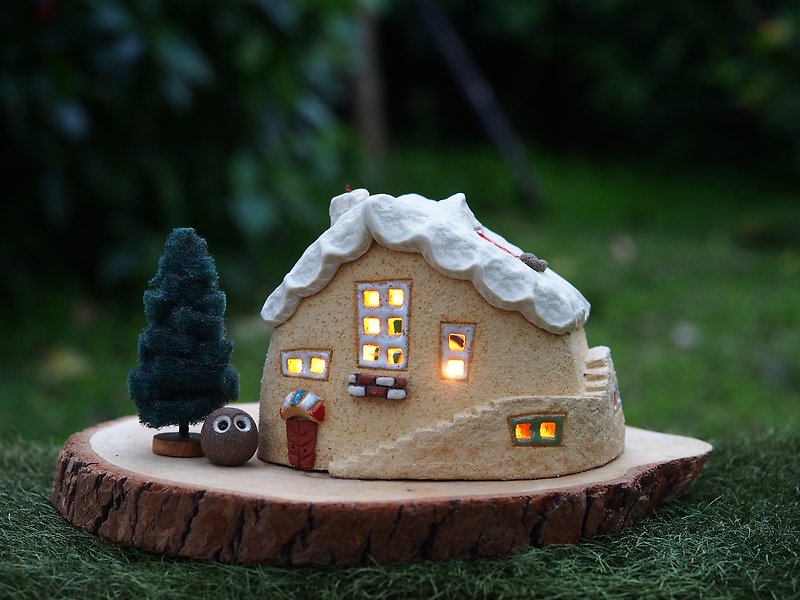 [Lighted House] Ceramic Lighted House-Ceramic Lighted House - Lighting - Other Materials Yellow