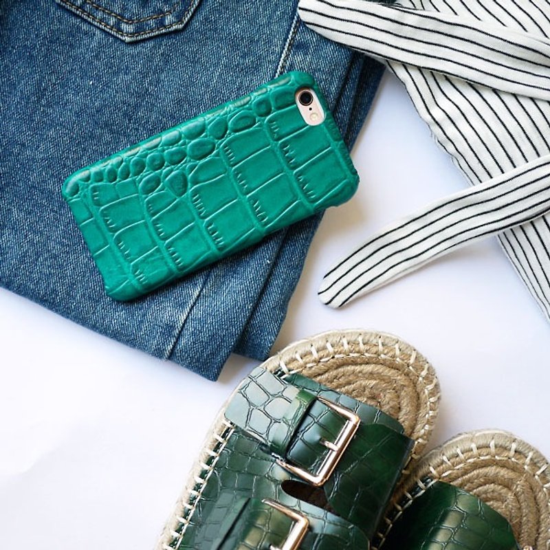 Girl apartment :: Apple iPhone 6s handmade leather jacket - crocodile / Turquoise - เคส/ซองมือถือ - หนังแท้ สีเขียว