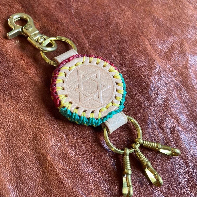 -Rasta- 帶有花邊結飾的皮革鑰匙圈 - 鑰匙圈/鑰匙包 - 真皮 咖啡色