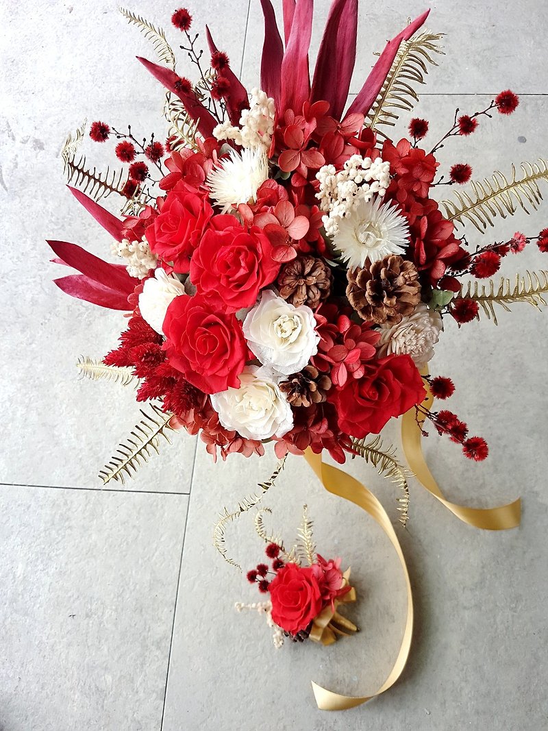 Haizang Design│Elegant Manor. Red Rose Josephine Dry Bouquet/Without Flower Bouquet - Dried Flowers & Bouquets - Plants & Flowers Red