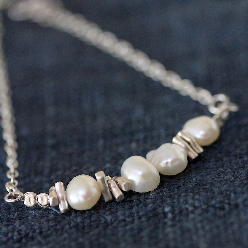 Pearls and silver sprinkles beads bracelet (B0042) - 手鍊/手環 - 銀 