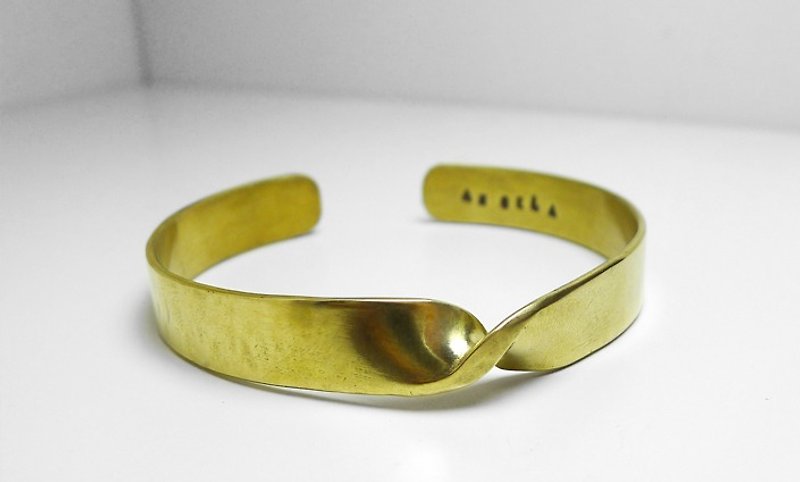 莫比烏斯黃銅手環 - 手鍊/手環 - 其他金屬 金色