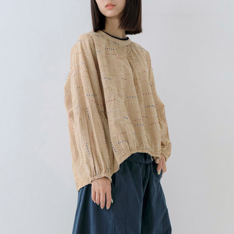 糖粒小球球領邊上衣 - 女上衣/長袖上衣 - 棉．麻 卡其色
