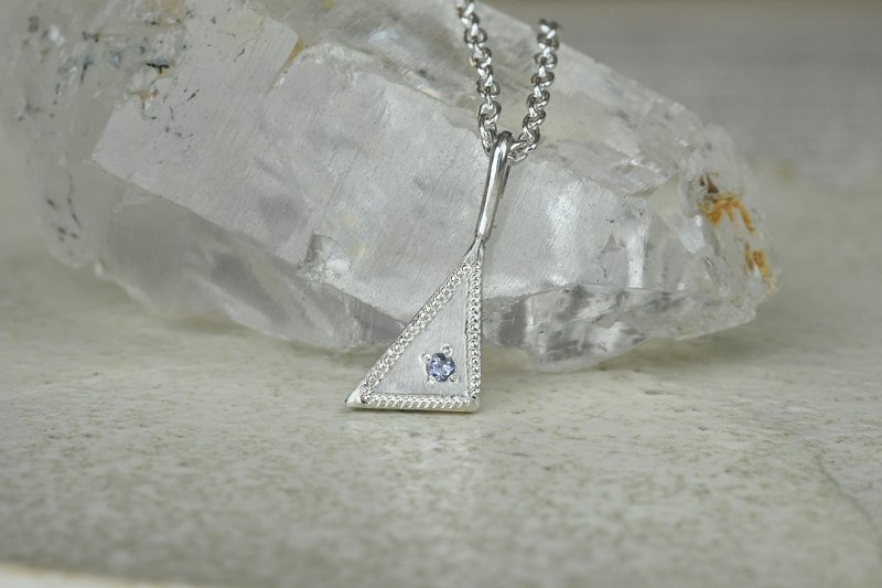 銀の欠片　タンザナイト - 項鍊 - 其他金屬 藍色