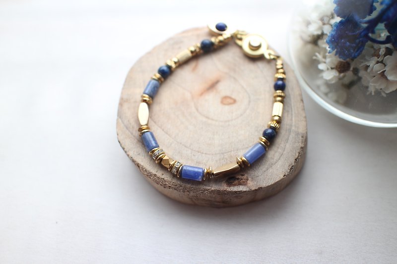 Fuchia ~ ~ warm blue soda Stone / Lapis / diamond / brass bracelet - Bracelets - Other Metals 