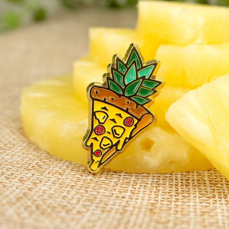Pizza Pineapple Enamel Pin - 胸針 - 其他金屬 橘色