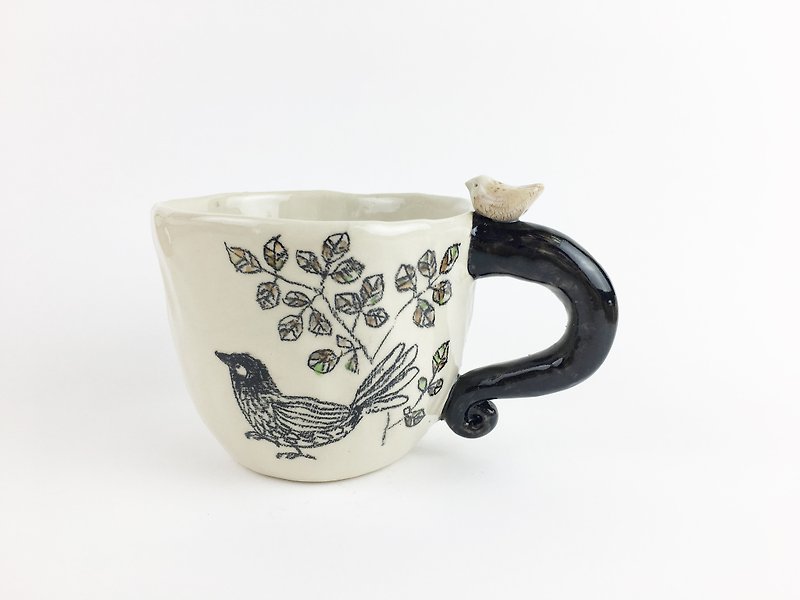 Nice Little Clay Handmade Cup _ Bird and Leaves 06 - แก้วมัค/แก้วกาแฟ - ดินเผา ขาว