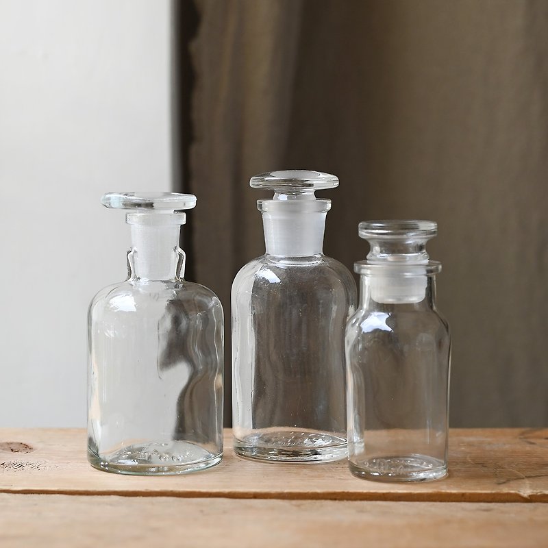 Vintage Glass Bottles - งานเซรามิก/แก้ว - แก้ว สีใส