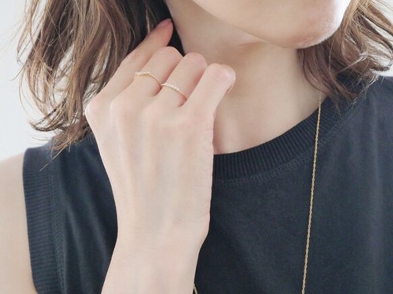 ⭐︎ 2-piece set ring ⭐︎ Delicate ring that is also cute for layering - แหวนทั่วไป - แก้ว 