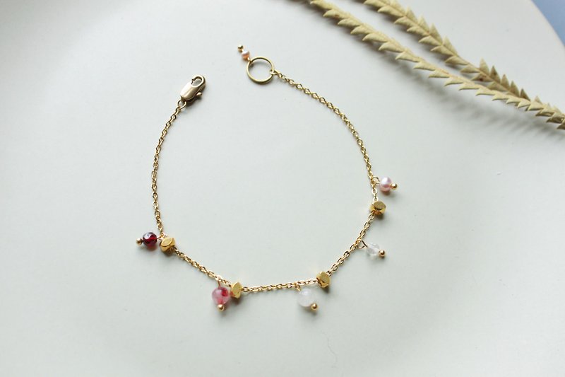 Gradation - bracelet - Bracelets - Other Metals Pink