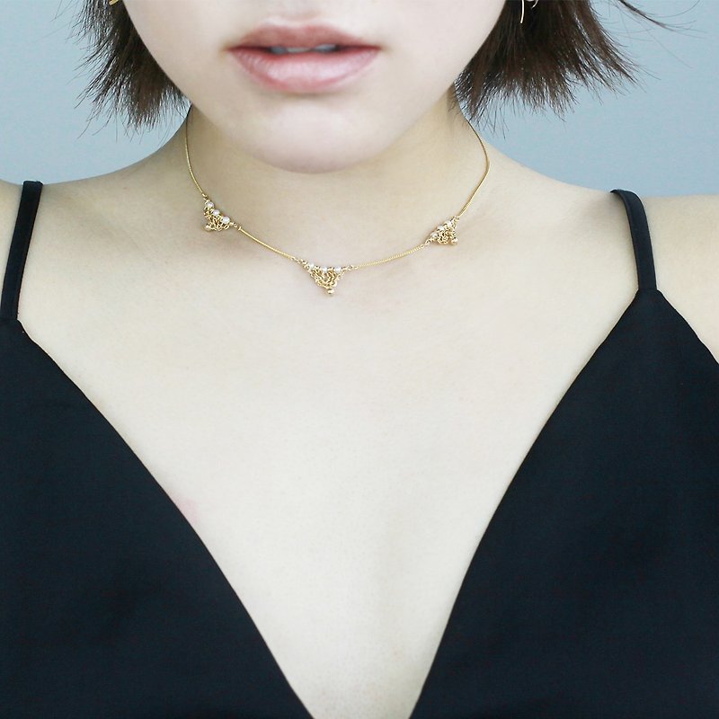 Miss Queeny Original | Ray Natural Pearl Handmade Clavicle Chain/Necklace - Necklaces - Other Metals Gold
