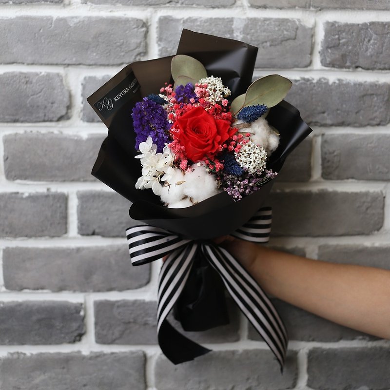 璎珞Manor*G03*Gift bouquet / eternal flower. Dry flower / Graduation season / Valentine's Day / Mother's Day - ช่อดอกไม้แห้ง - พืช/ดอกไม้ 