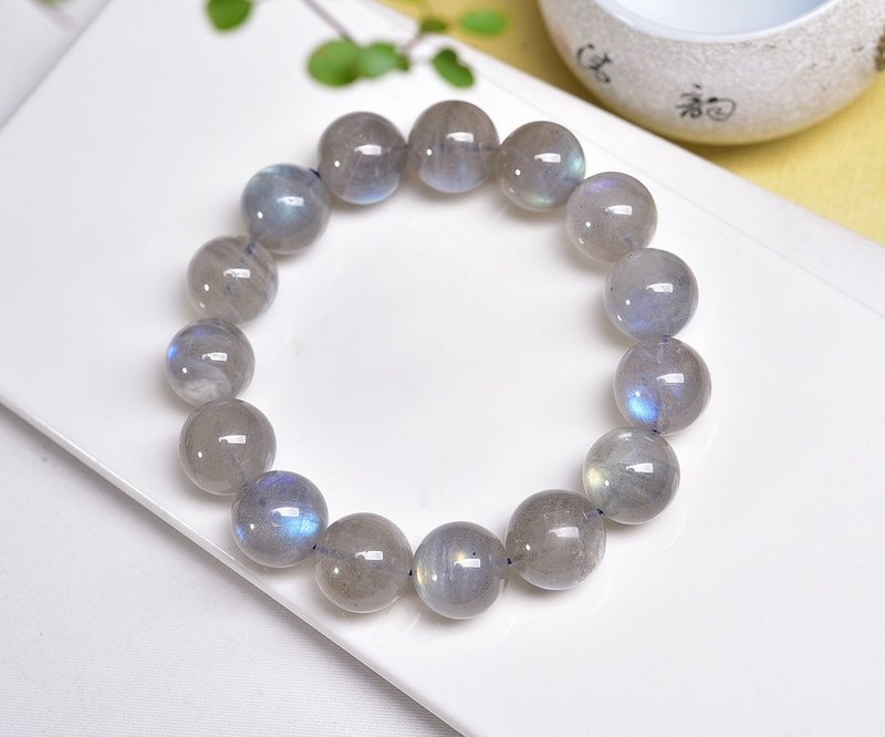 Pure natural large-grain gray moonlight rajon single-loop bracelet - สร้อยข้อมือ - คริสตัล 