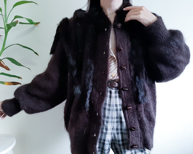 M - L - Vintage Mohair Wool Knit Cardigan With Fur Dark Brown Oversized Cardigan - สเวตเตอร์ผู้หญิง - ขนแกะ สีนำ้ตาล