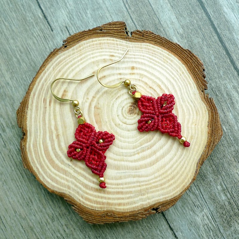 Misssheep A25 - red macrame earrings with brass beads - Earrings & Clip-ons - Other Materials Red
