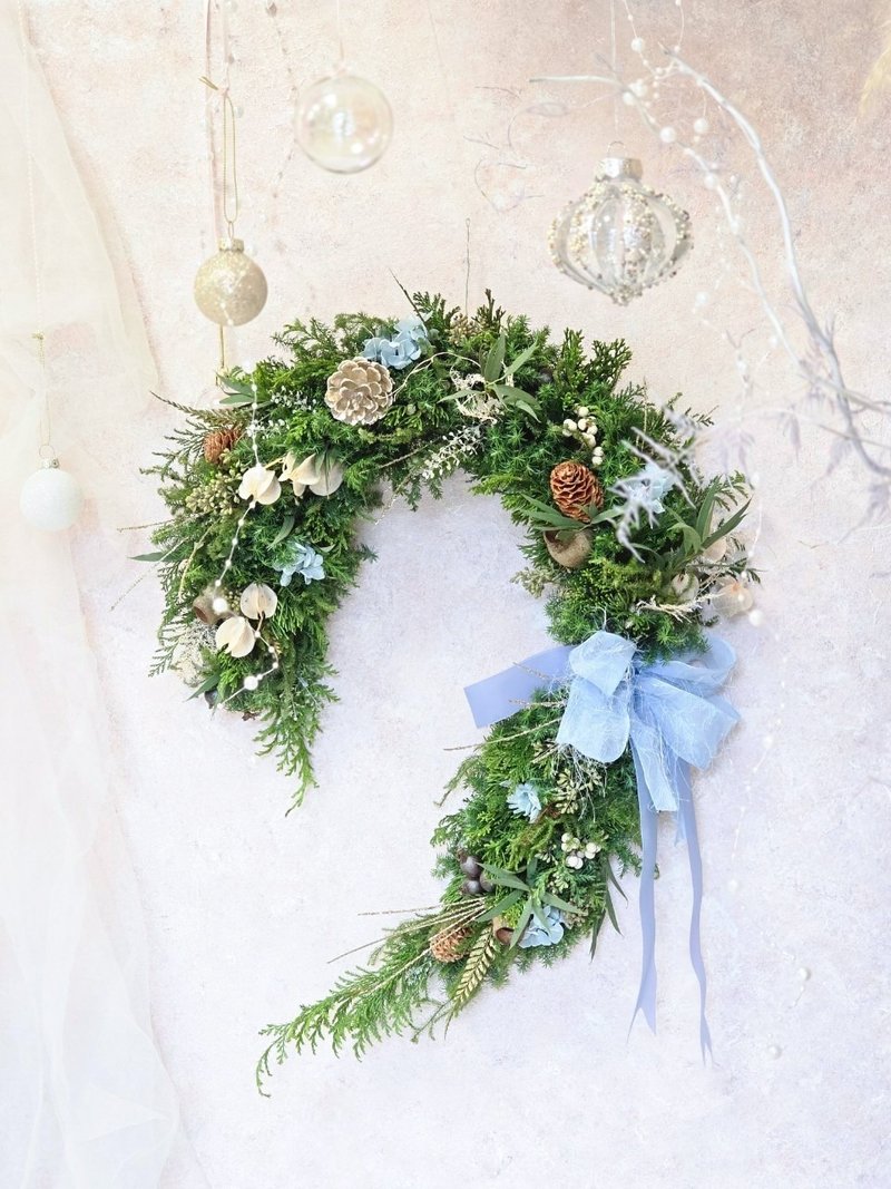 天峰藍馬蹄聖誕花圈 永生花圈 - 乾燥花/永生花 - 植物．花 多色