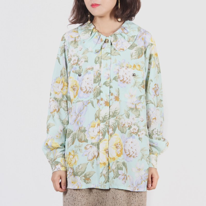 [Egg Plant Vintage] Shuiguang Peony Print Vintage Shirt - เสื้อเชิ้ตผู้หญิง - เส้นใยสังเคราะห์ สีเขียว