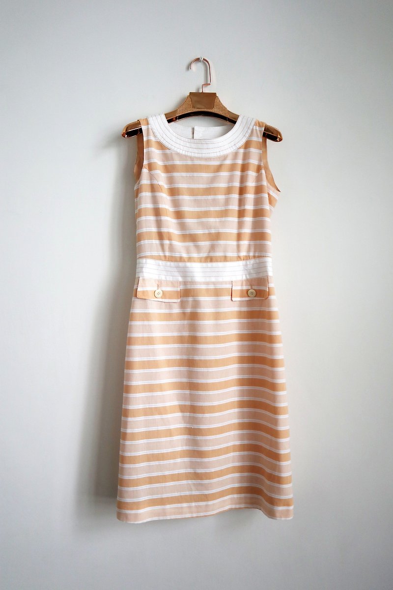 Pumpkin Vintage. Vintage round neck striped dress - ชุดเดรส - ผ้าฝ้าย/ผ้าลินิน 