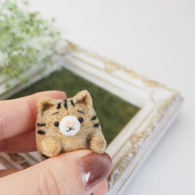 まゆトラねこの赤ちゃん(サバトラ・キジトラ・茶トラ) -薄目orぱっちりおめめ- 羊毛フェルト - 玩偶/公仔 - 羊毛 咖啡色