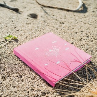 ∷ hold the footsteps of the calendar ∷ / pink velvet hardcover + thick green paper