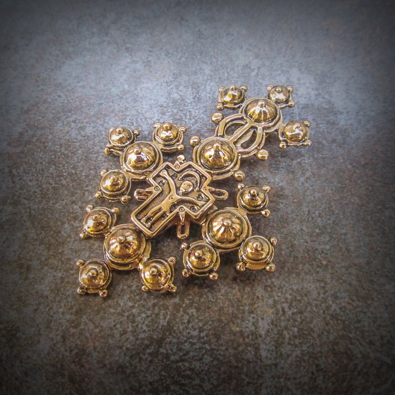 Gutsul bronze cross necklace pendant,traditional ukrainian jewelry,ethnic cross - 吊飾/掛飾 - 銅/黃銅 金色