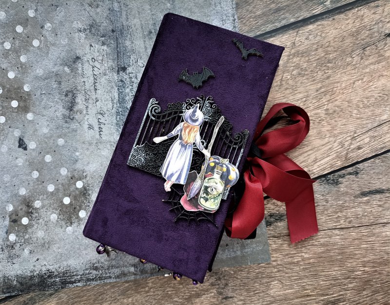 Witch journal thick Magic dream journal completed Witch flowers moon chunky - สมุดบันทึก/สมุดปฏิทิน - กระดาษ สีม่วง