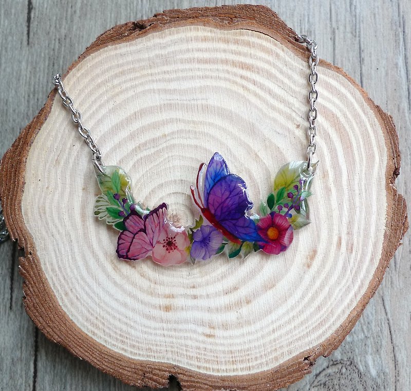 Misssheep- [butterfly in the flowers] watercolor hand style wristwatch necklace - Necklaces - Plastic 