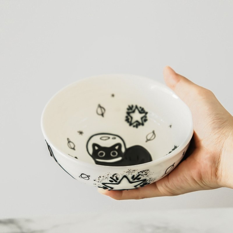 HandPainted Black Cat Ceramic Bowl Ramen bowl Microwave Safe Pottery Whimsical - ถ้วยชาม - ดินเผา ขาว