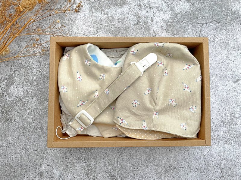 [Little Astronaut One-month Gift Set of 3] Bucket Hat/Triangle Bib/Vanilla Pacifier Chain Korean Fabric - Baby Gift Sets - Cotton & Hemp 