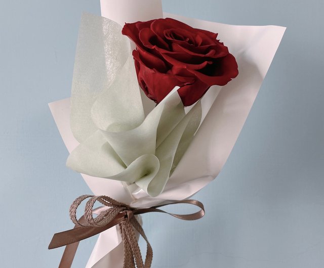 Flora Flower Preserved Rose Bouquet-Red Rose Manor - Shop floraflower1 Dried  Flowers & Bouquets - Pinkoi