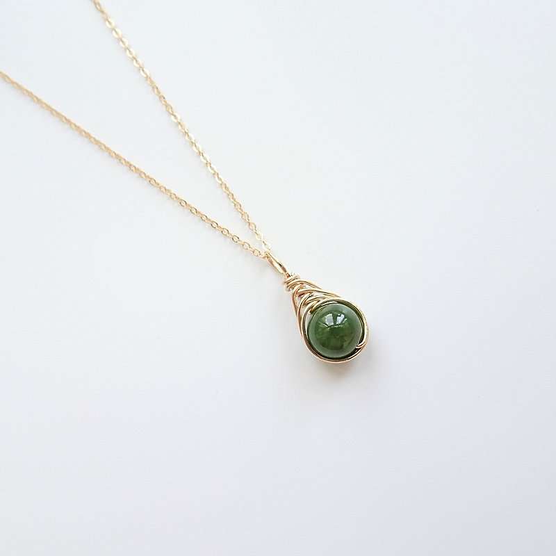Nephrite Jade Herringbone Wire Wrapped Charm 14K GF Necklace - สร้อยคอ - หยก สีเขียว