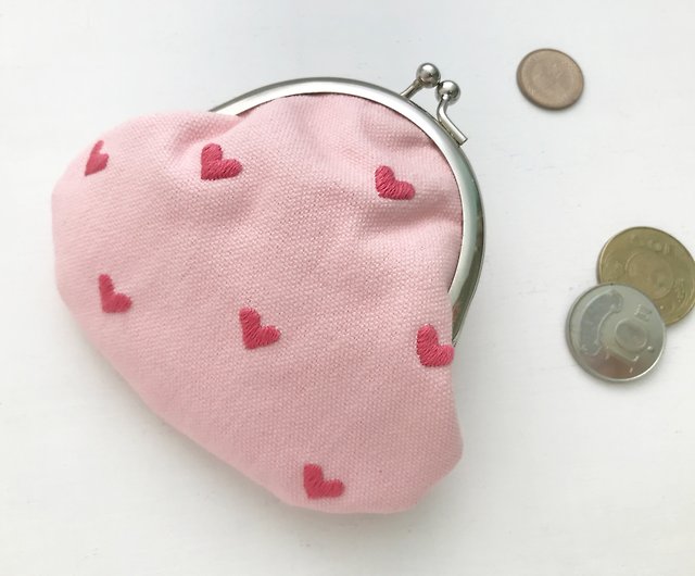 Heart】 Kiss lock bag/coin purse/pink holeless round mouth hand embroidery -  Shop hikim Coin Purses - Pinkoi