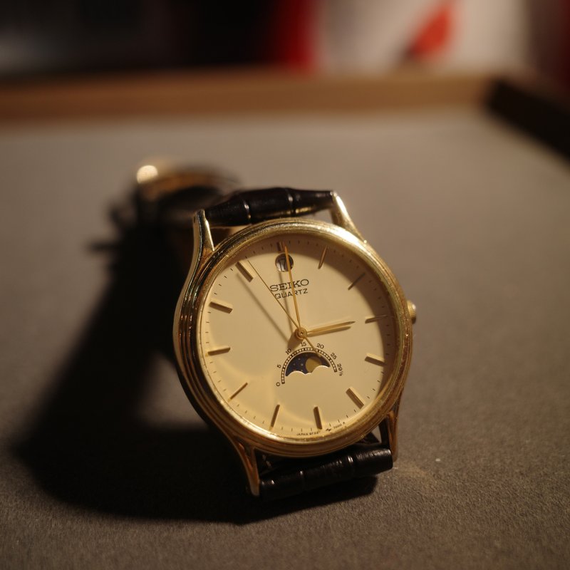 Seiko 月相半月形石英 35MM - 男錶/中性錶 - 其他金屬 金色